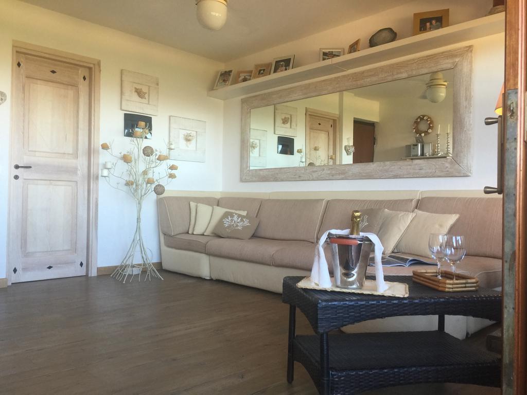 Smeralda Residenza Di Charme Марина-ди-Портиско Номер фото